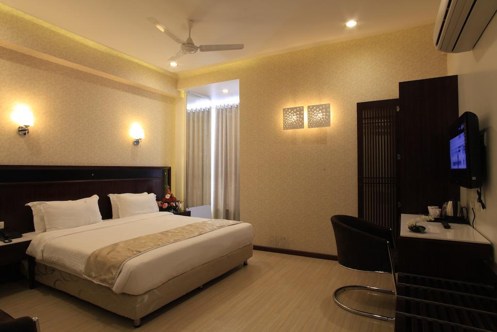 Hotel Sai Mahal Shirdi Ruang foto